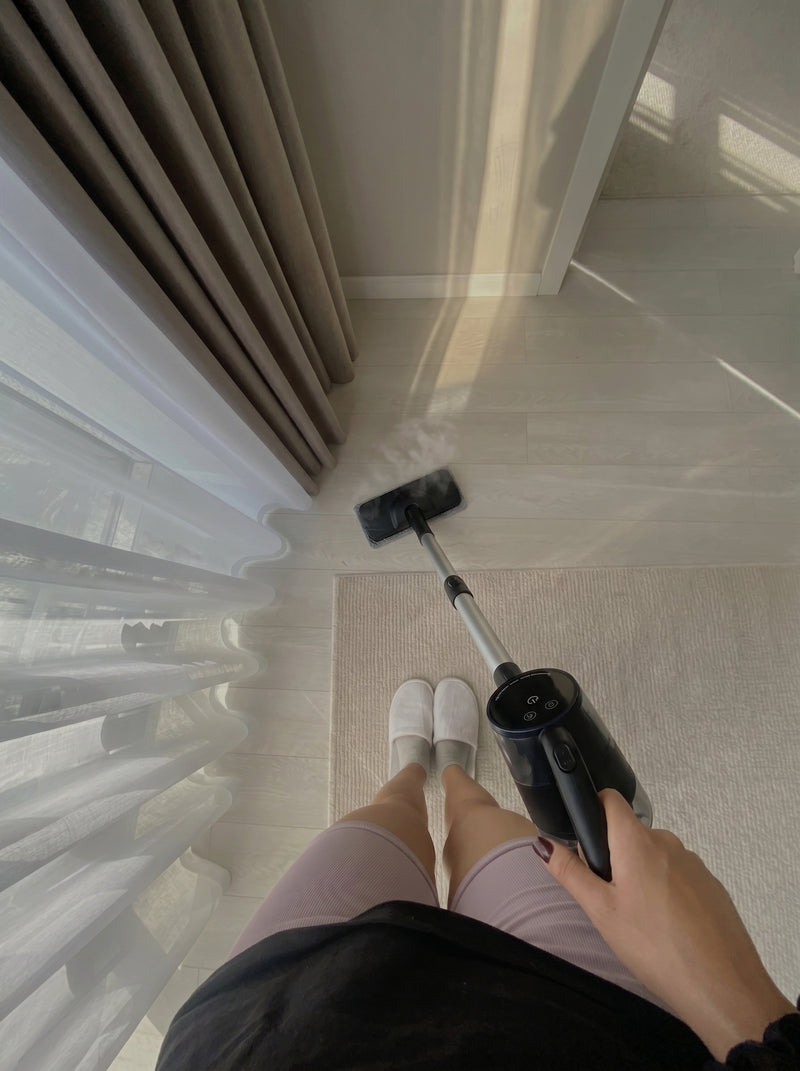 Vloer reinigen met de Oppie stoommop